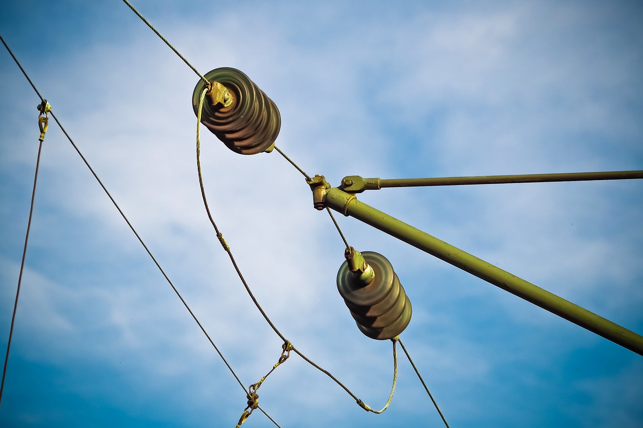 如何解决高频直流电源系统问题?